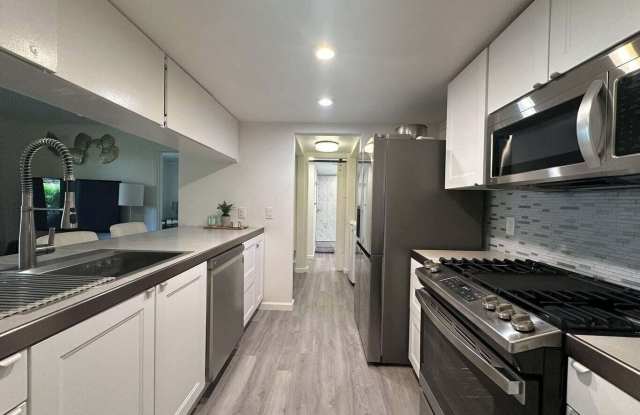 2023 N Via Miraleste