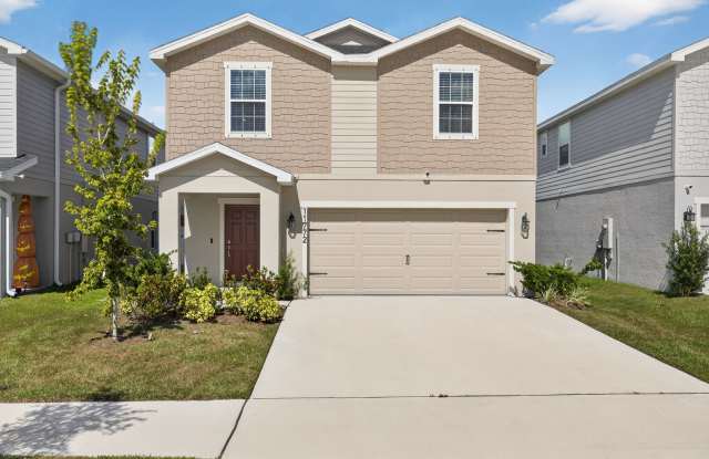 Spacious 4bed - With Amenities!
