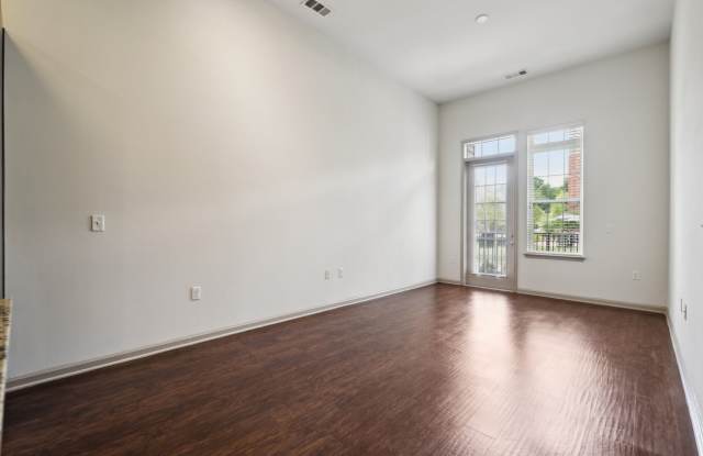 Photo of 322 Baldwin