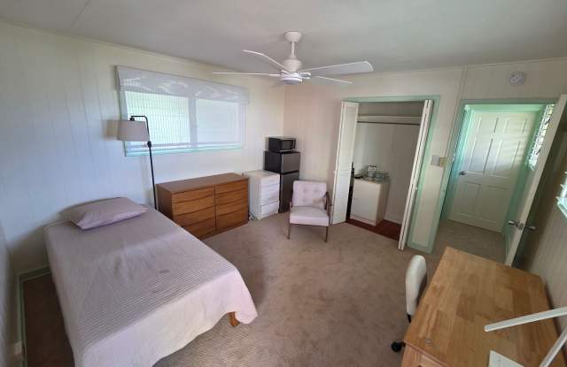Charming Furnished room for rent with Private Entrance | Wilhelmina Rise