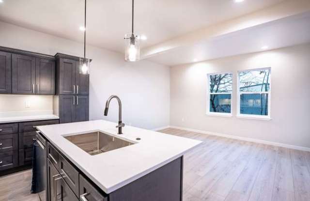 8146 West Boekel Road