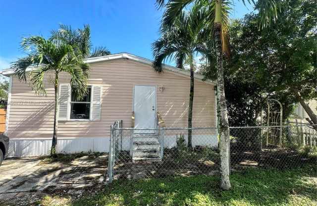 Photo of 22844 Tradewind Rd