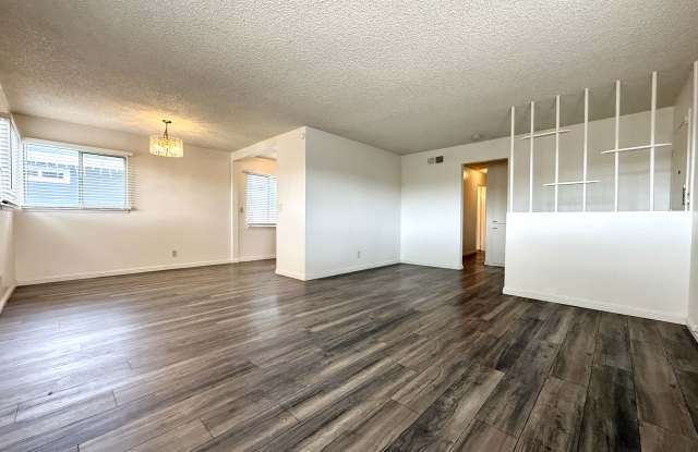 1021 E Ave J 9