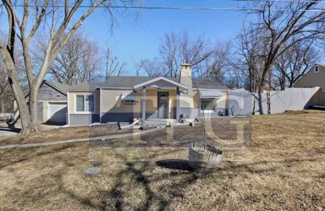 6609 Richmond Avenue - 6609 Richmond Avenue, Kansas City, MO 64133