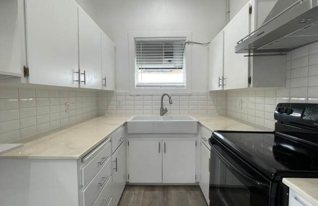 2 bedroom WATER/SEWER INCLUDED IN RENT!