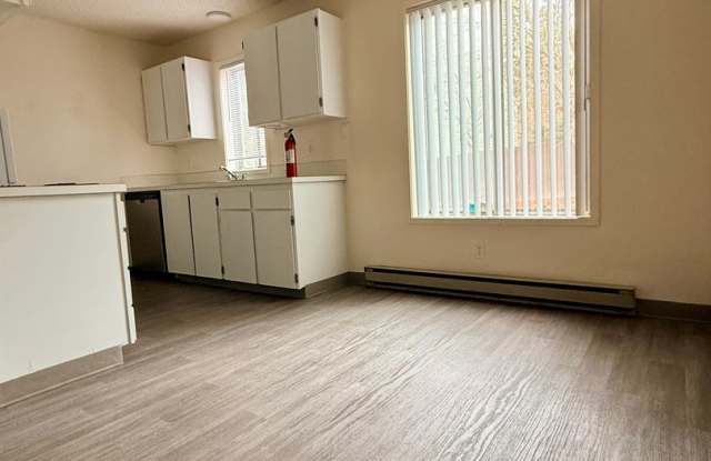 Sunnyside Village Apartments