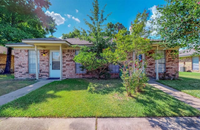 811 Llano Pl - 811 Llano Pl, College Station, TX 77840