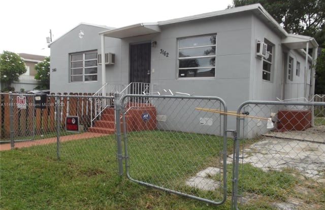 3162 SW 27th Ter - 3162 Southwest 27th Terrace, Miami, FL 33133