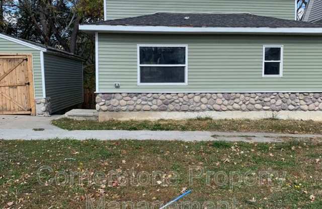 1414 8th Ave South
