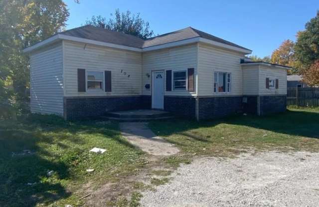 Updated 3 Bed/1 Bath House