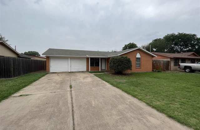 Photo of 4704 NORTHSHORE DRIVE