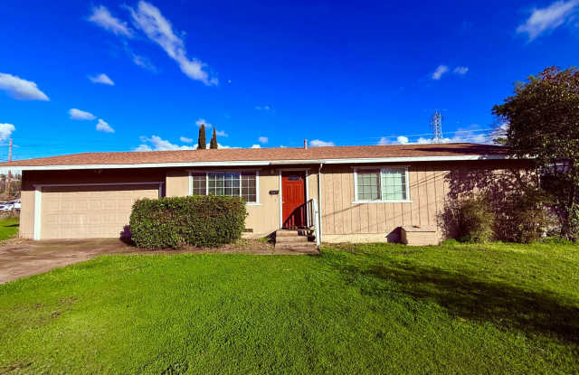 Cozy 3-Bedroom 2-Bath Home Situated on a Corner Lot