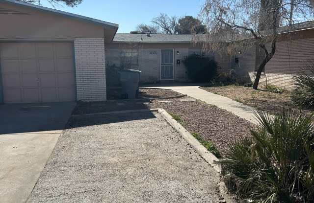 6513 Escondido Drive