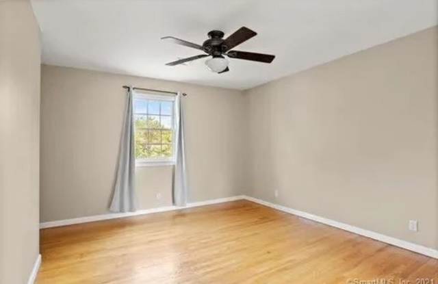 16 Windy Ridge Place