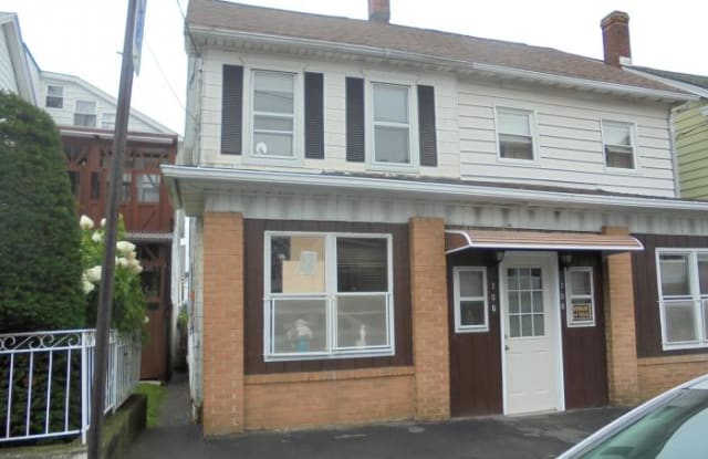 706 N Vine Street - 706 North Vine Street, Hazleton, PA 18201