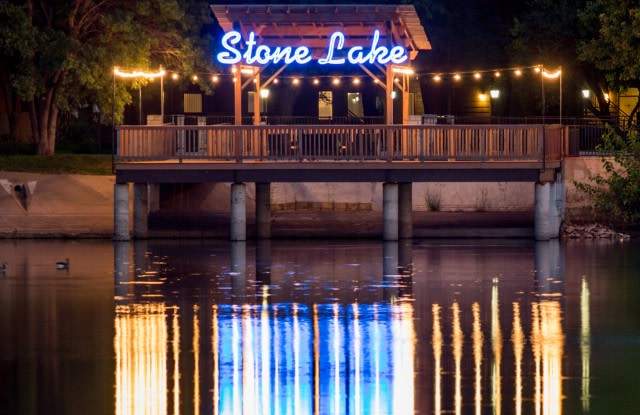 Stonelake Apartments