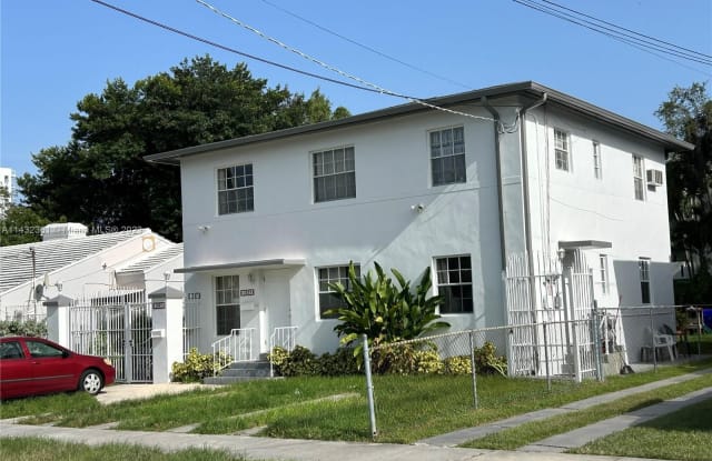 1622 SW 21st St - 1622 Southwest 21st Street, Miami, FL 33145