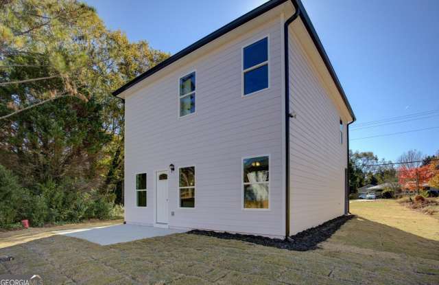 523 E Chappell Street