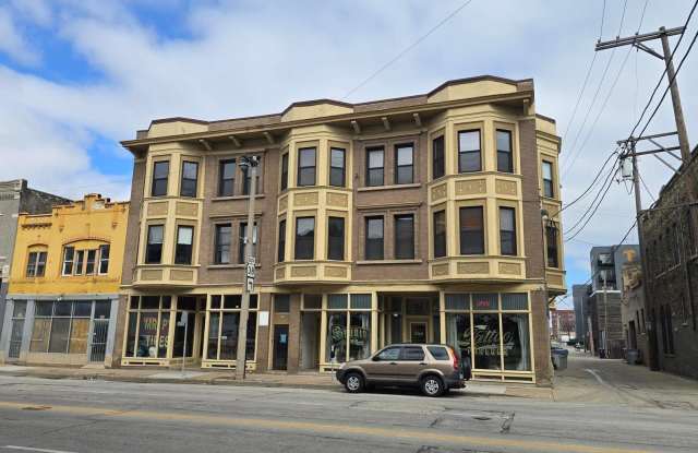 Photo of 526 W National Ave