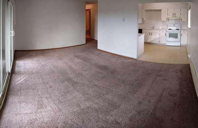 Photo of 3141 E 37th AveApt #706