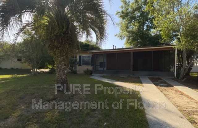 1922 W Freeman Place