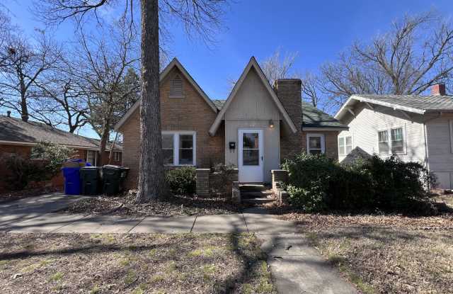 Photo of 926 Miller Avenue