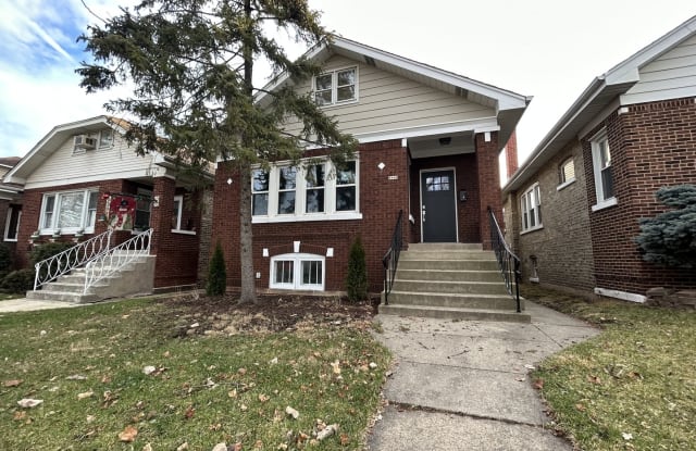 4843 W Schubert Avenue - 4843 West Schubert Avenue, Chicago, IL 60639