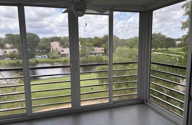 1811 Sabal Palm unit: 405