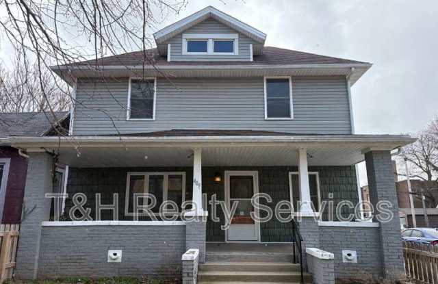 409 West Washington Street