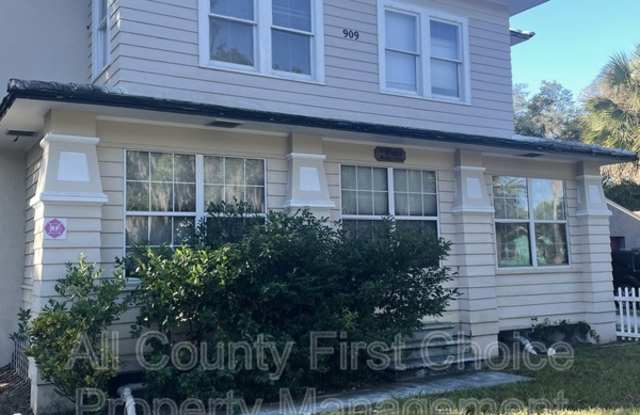 Photo of 909 Pine St