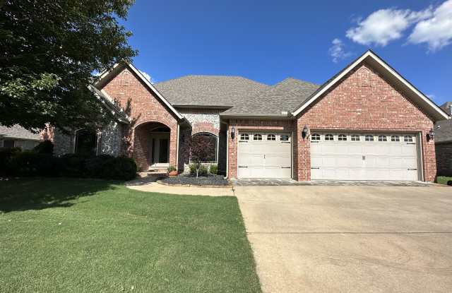 11320 Club House Parkway