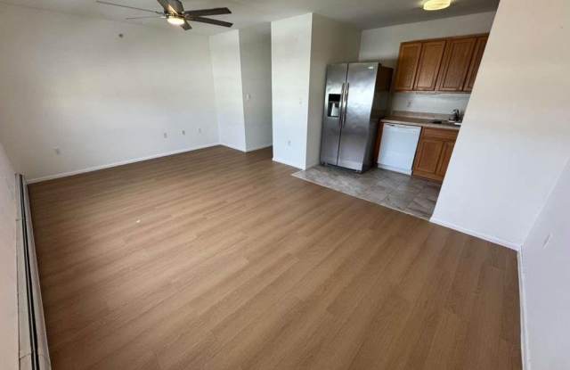 103 Horizon Court unit: B