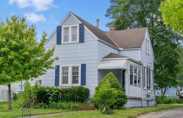 Photo of 1561 Glenn Avenue