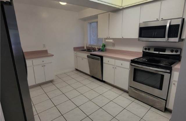 59 Camelot Gardens Boulevard unit: 108