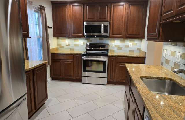 319 ROCK SPRING Drive SW