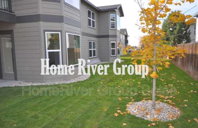 11846 W Fairview Ave