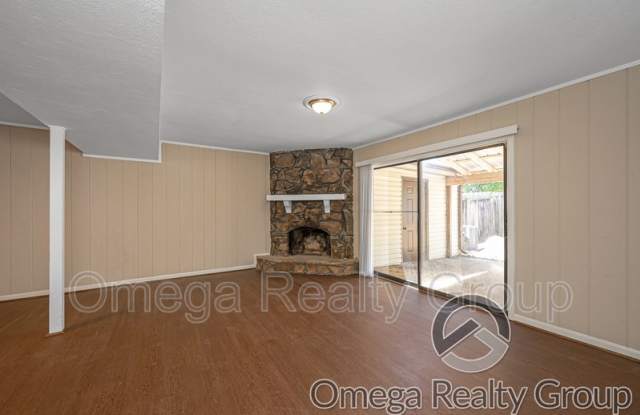 724 Cahaba Manor Trl