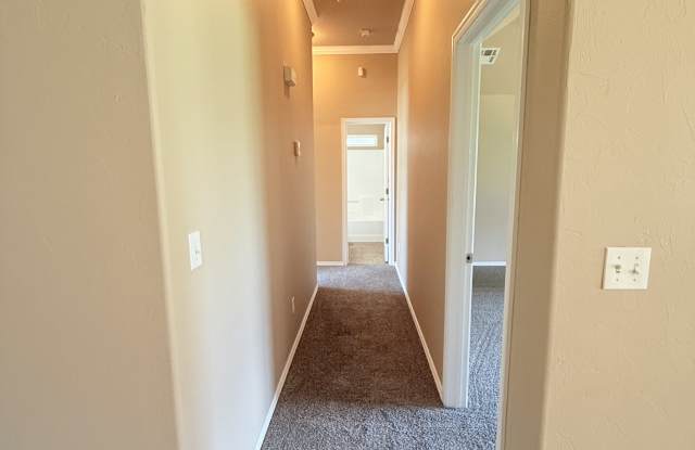 5116 Southeast 81st Terrace