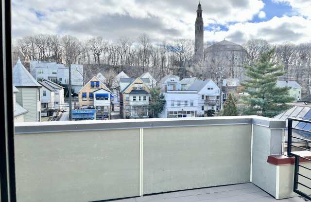 Baricelli Little Italy Apartments