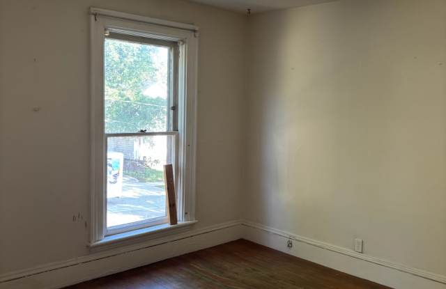 129 E Gorham - Unit 3