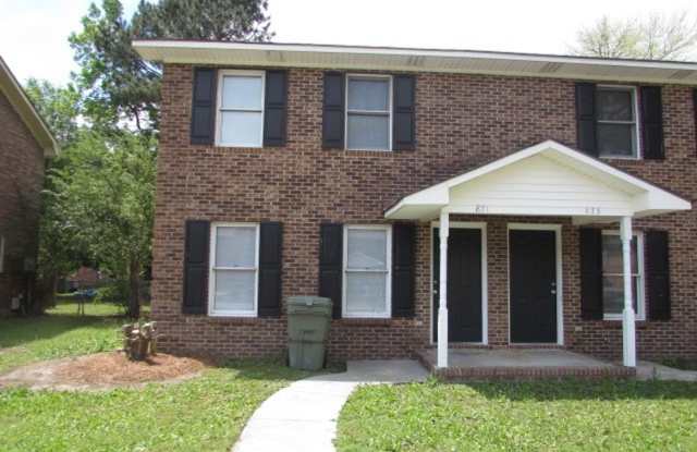 Photo of Updated Townhouse