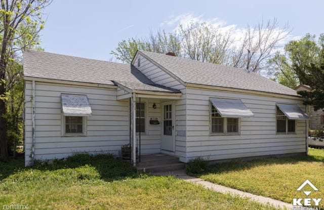 654 N Glendale St - 654 North Glendale Street, Wichita, KS 67208