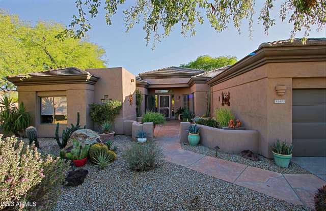 Photo of 32472 N 68TH Place