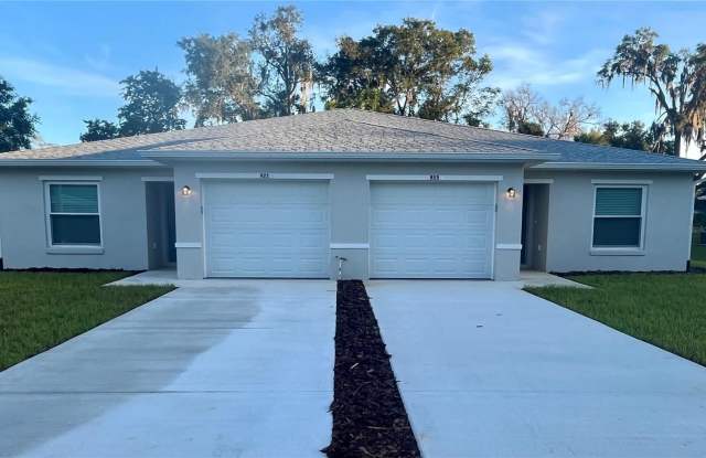 921 E CLIFFORD AVENUE