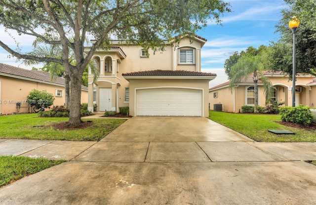 2390 SE 5th Ct - 2390 Southeast 5th Court, Homestead, FL 33033