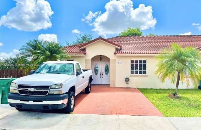5821 SW 162nd Ct - 5821 SW 162nd Ct, Miami-Dade County, FL 33193