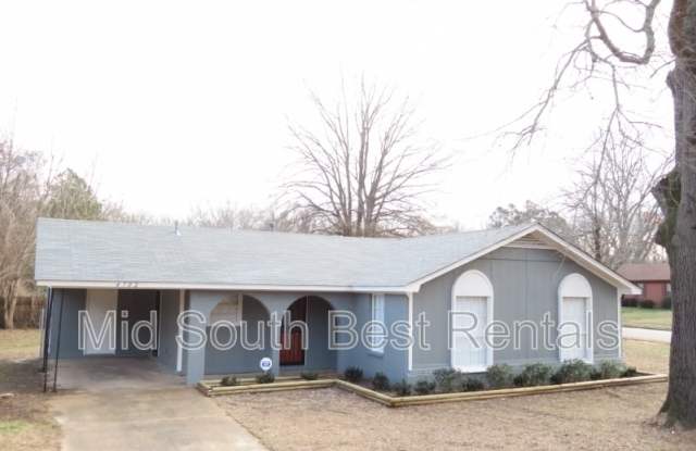 4702 Spring Valley Dr - 4702 Spring Valley Drive, Memphis, TN 38128