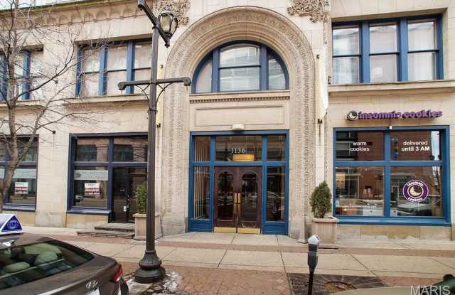 Photo of 1136 Washington Avenue
