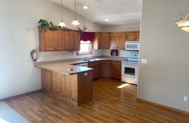 Photo of Come check out this spacious 2 bedroom, 2 bath located in Moorhead