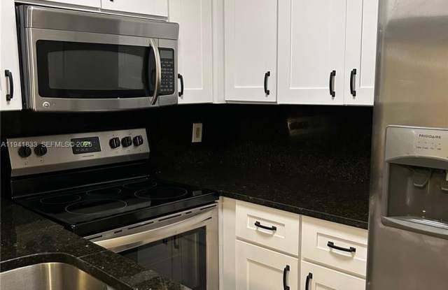 10027 Winding Lake Rd